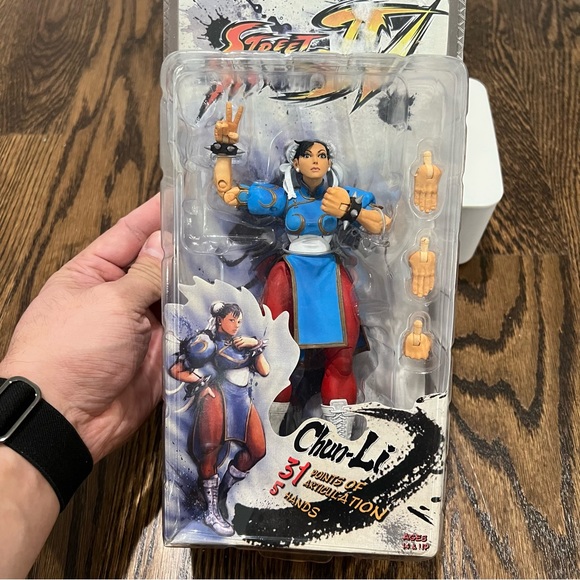 NECA Capcom Street Fighter IV Fighting Game - Chun Li Action Figure - Picture 2 of 7